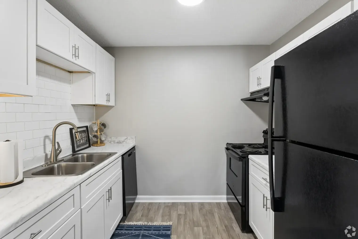 compass vista apartments 018